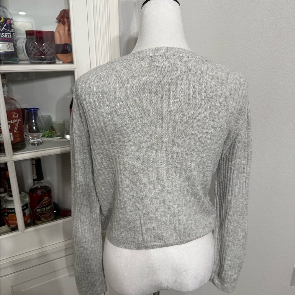 Francesca Miami Light Gray Ribbed Sweater - Picture 3 of 6